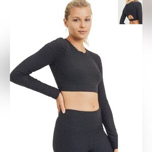 Mono B Black Fitted Textured Crop Top